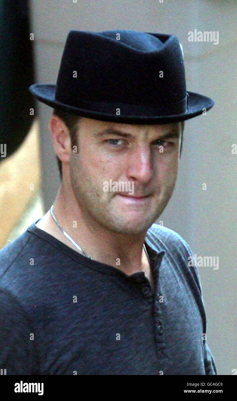 Mikey Graham of Boyzone walks in the grounds of the Mon Port Hotel, in Majorca following the death of fellow band member Stephen Gately. Stock Photo