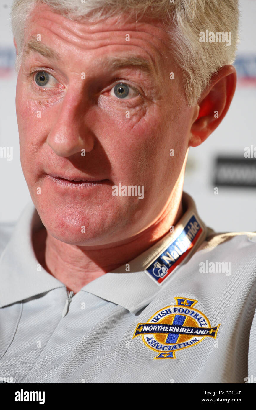 Soccer - FIFA World Cup 2010 - Qualifying Round - Group Three - Northern Ireland v Czech Republic - Northern Ireland Press Co.... Northern Ireland manager Nigel Worthington during a press conference at the Corinthia Hotel, Prague. Stock Photo