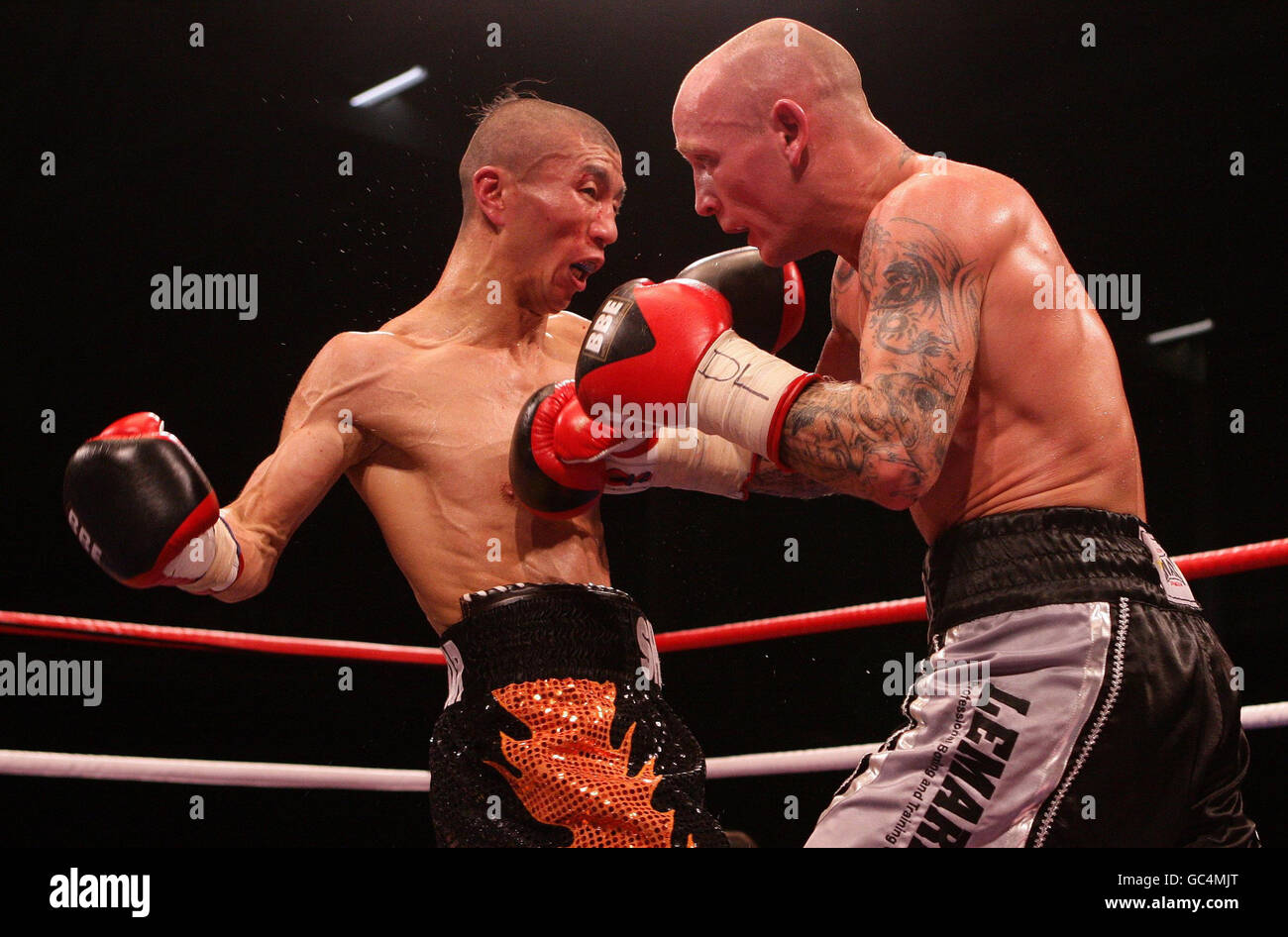 Boxing British Flyweight Title Chris Edwards v Shinny Bayaar