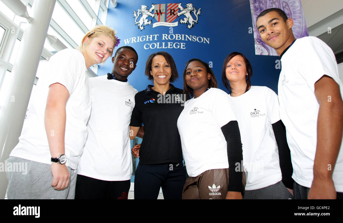 Dame Kelly Holmes during a workshop to inspire young athletes at the Wright Robinson School, Manchester. Stock Photo