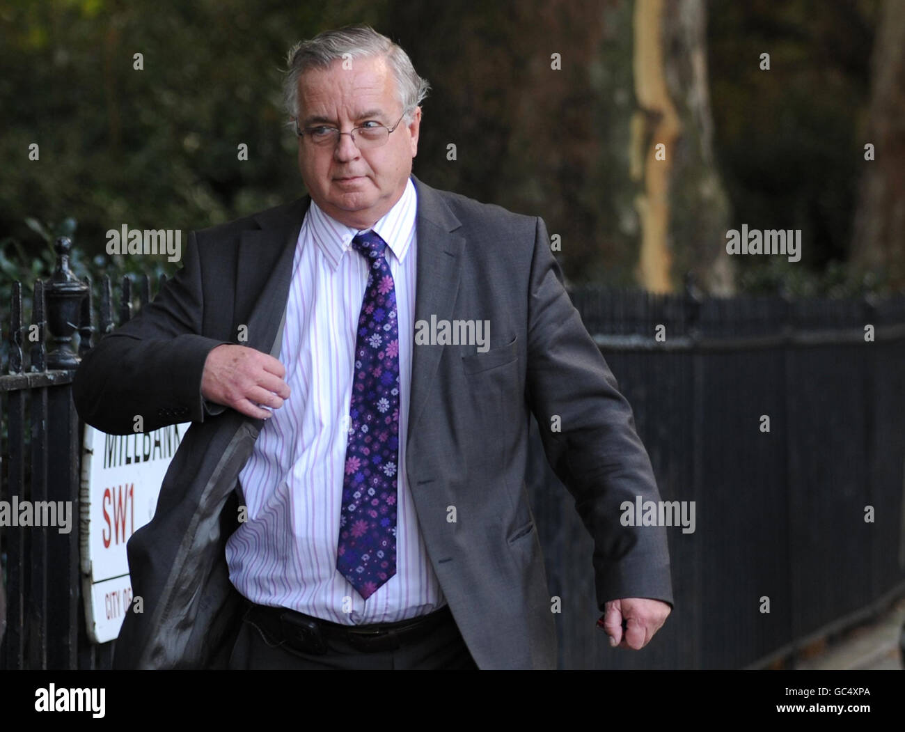 Conservative MP David Wilshire walk to the Houses of Parliament in London today. Stock Photo