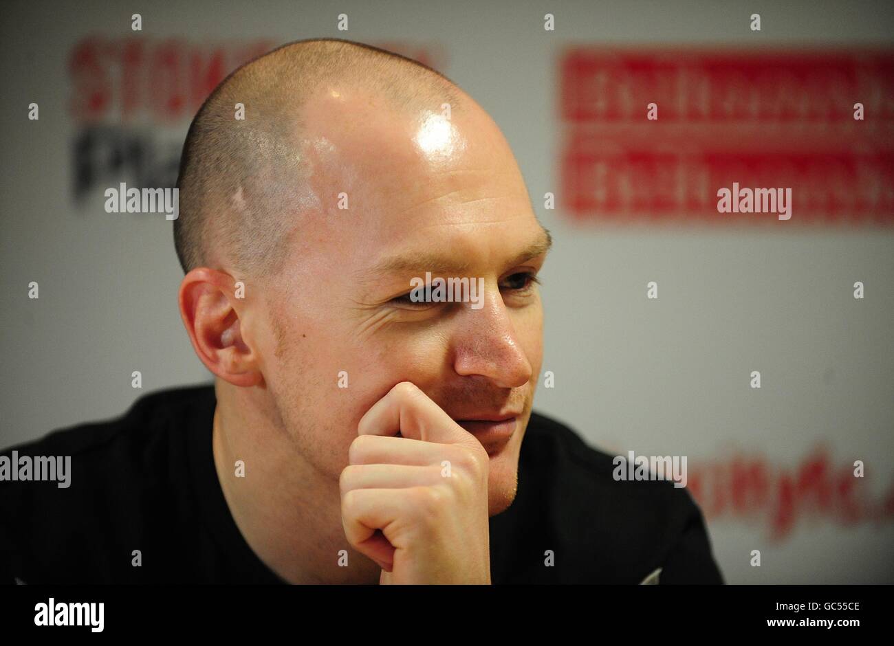 Boxing - Ricky Hatton Press Conference - Britannia Stadium. Matthew Hatton promotes his fight against Lovemore Ndou during a press conference Stock Photo