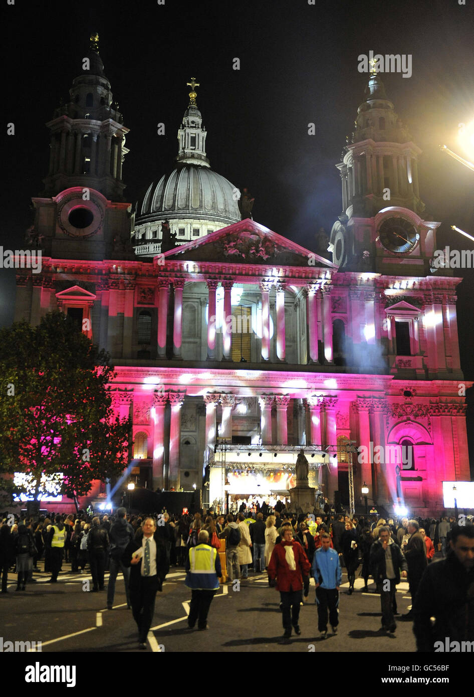 London Christmas Lights. The Christmas lights are switched on at St