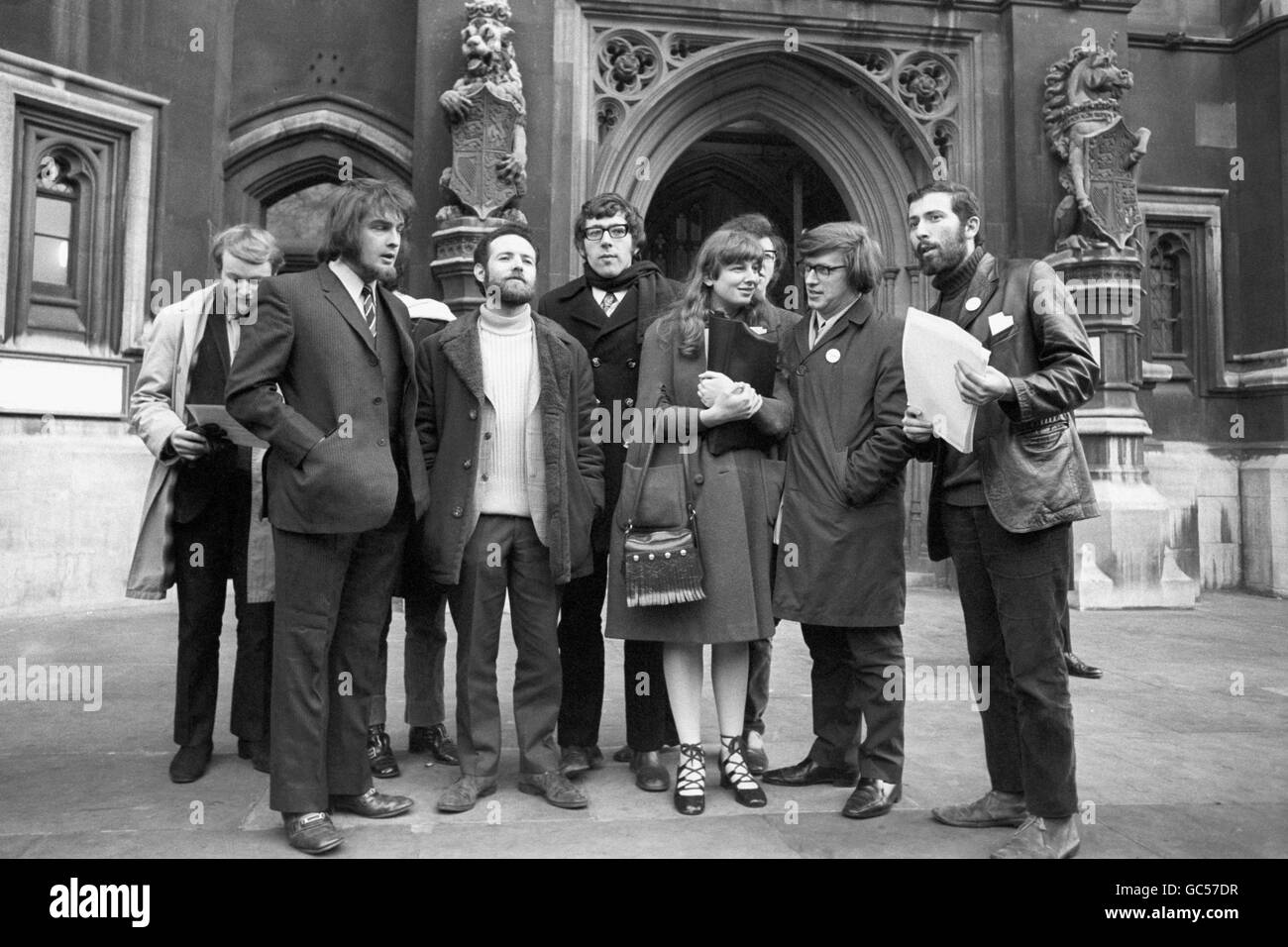 BESPECTACLED AND MUFFLER-WEARING JACK STRAW (C), PRESIDENT OF THE NATIONAL UNION OF STUDENTS, TOGETHER WITH OTHER STUDENTS AT THE HOUSE OF COMMONS WHERE THEY LOBBIED MPs IN CONNECTION WITH THE EXPULSION OF RUDI DUTSCHKE, WHO HAS APPLIED TO WORK IN DENMARK. Stock Photo
