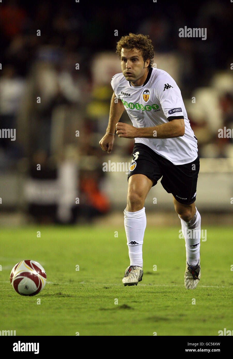 Soccer - UEFA Europa League - Group B - Valencia v SK Slavia Prague - Mestalla Stadium. Ruben Baraja, Valencia Stock Photo