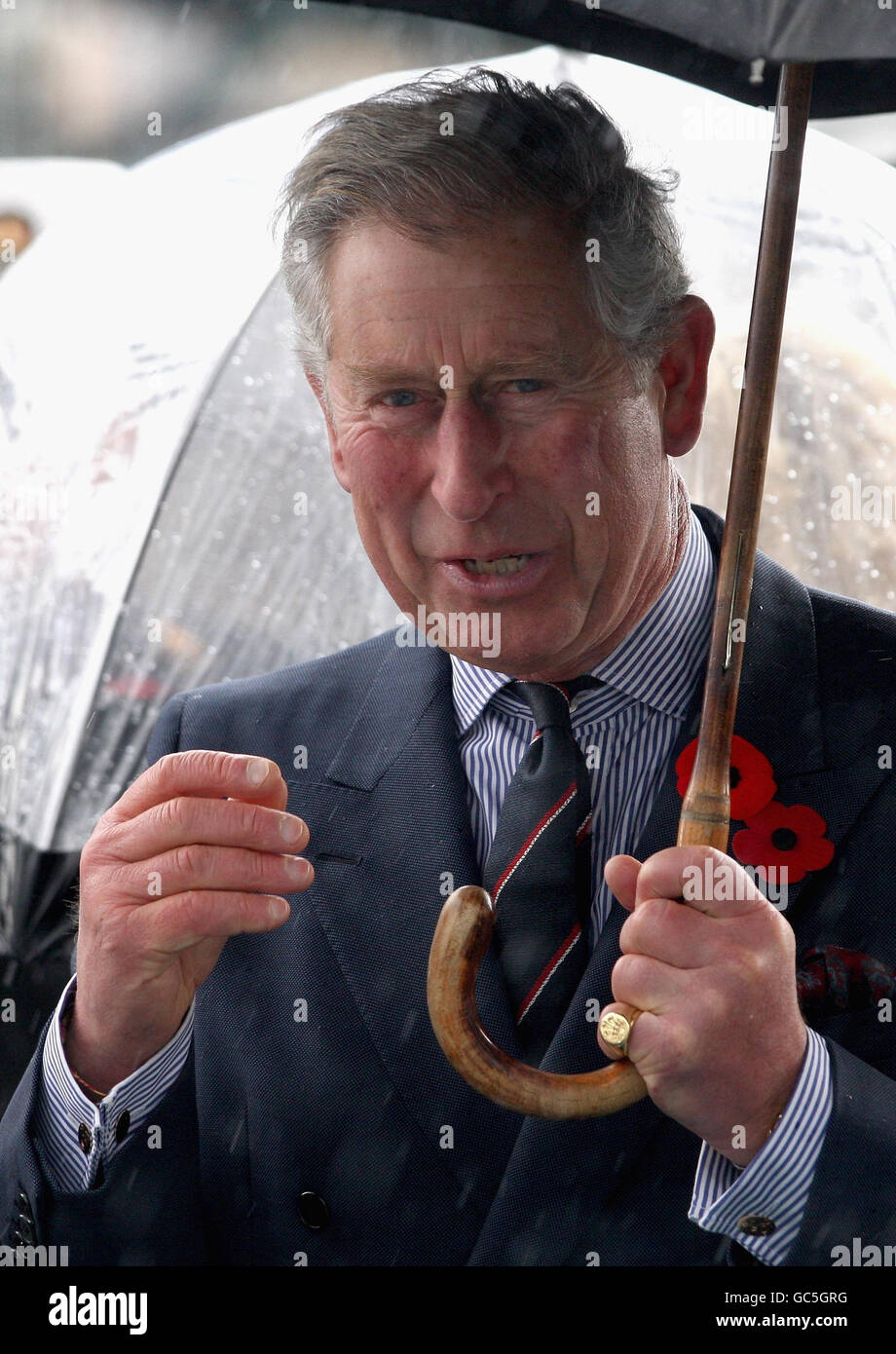 The Prince of Wales boards the HMCS Haida in Hamilton, near Toronto in Canada. The Duchess learned of her Canadian roots today as she continues her tour of the North American country with the Prince of Wales. Stock Photo