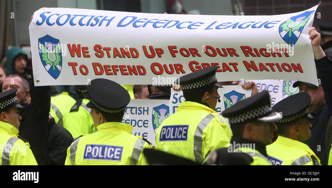 Members of the Scottish Defence League demonstrate on Cambridge Street in Glasgow. Stock Photo