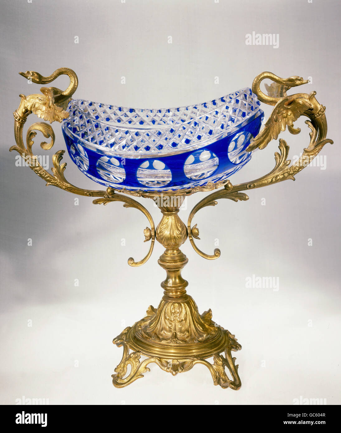 https://c8.alamy.com/comp/GC604R/fine-arts-precious-oval-candy-bowl-lead-crystal-blue-flashing-cut-GC604R.jpg