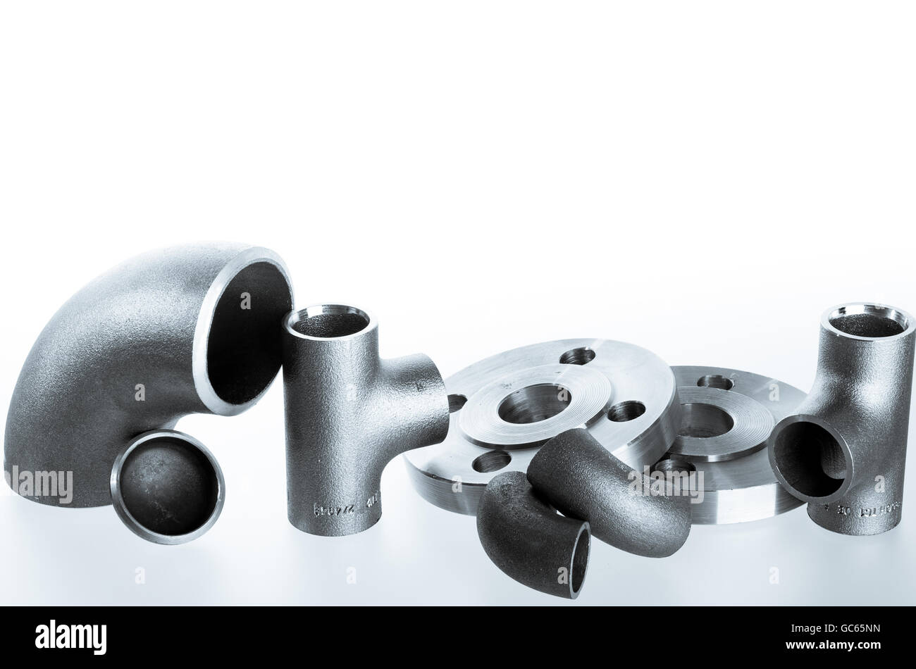 Stainless steel pipe fittings hi-res stock photography and images - Alamy