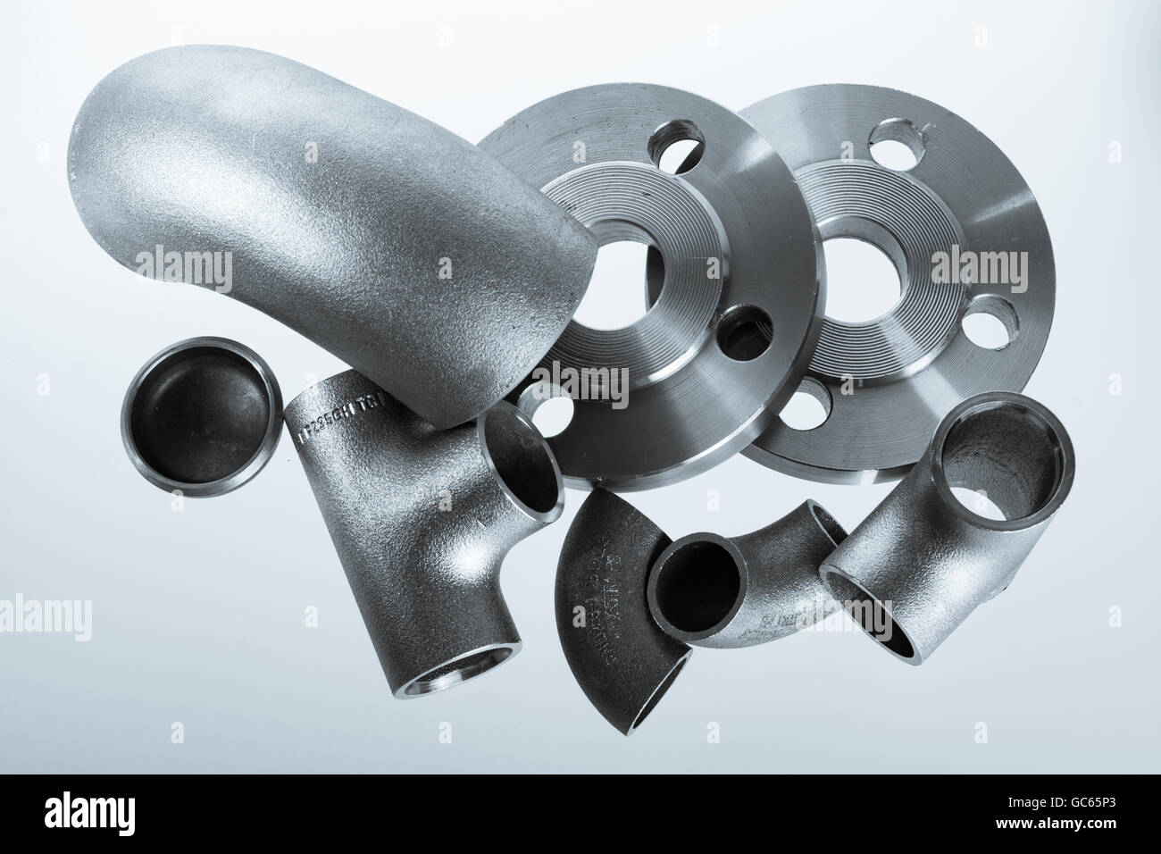 Pipe fittings elbow hi-res stock photography and images - Alamy