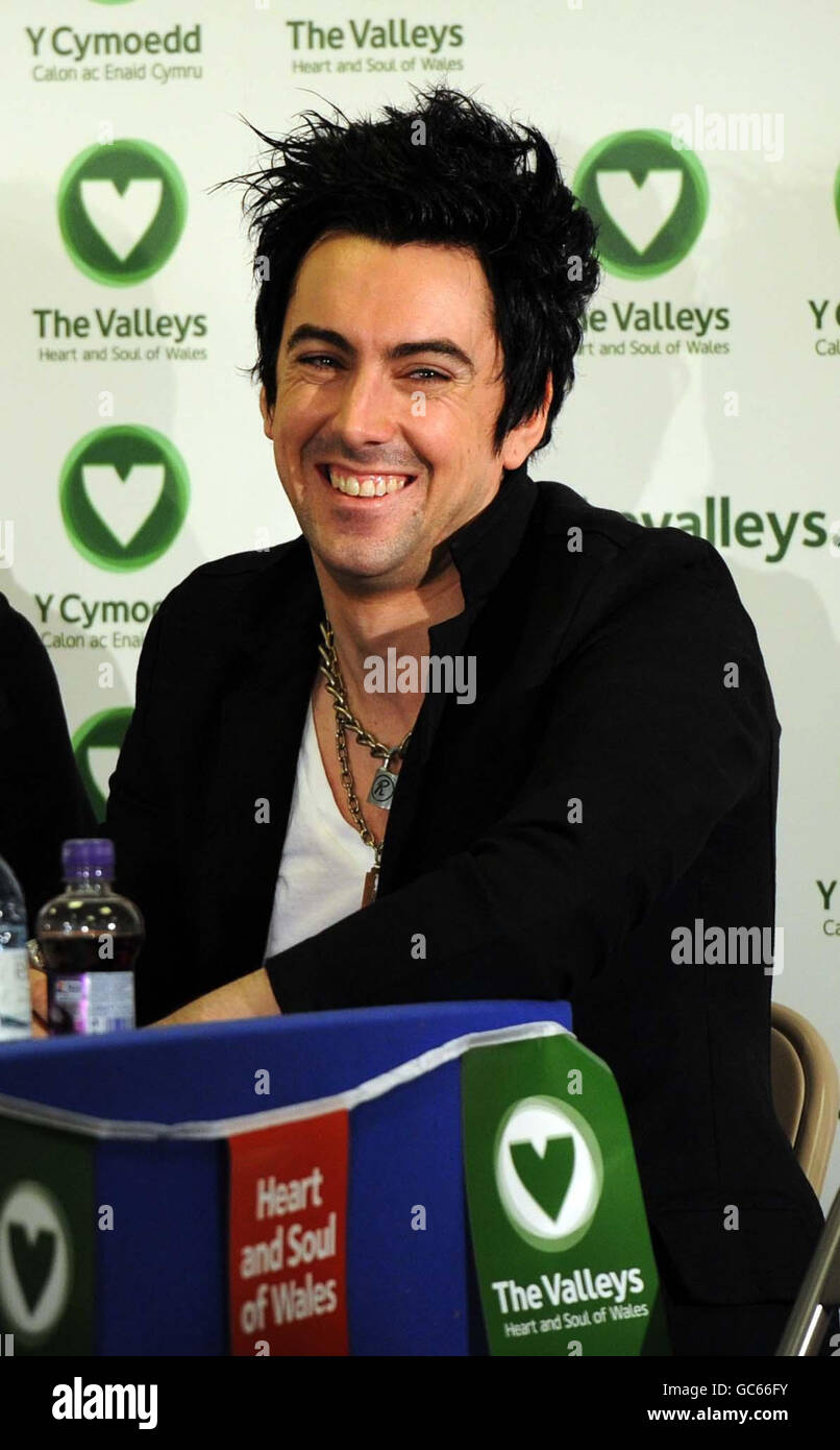 Lostprophets vocalist Ian Watkins at a press conference at Hawthorn High School near Pontypridd. Stock Photo