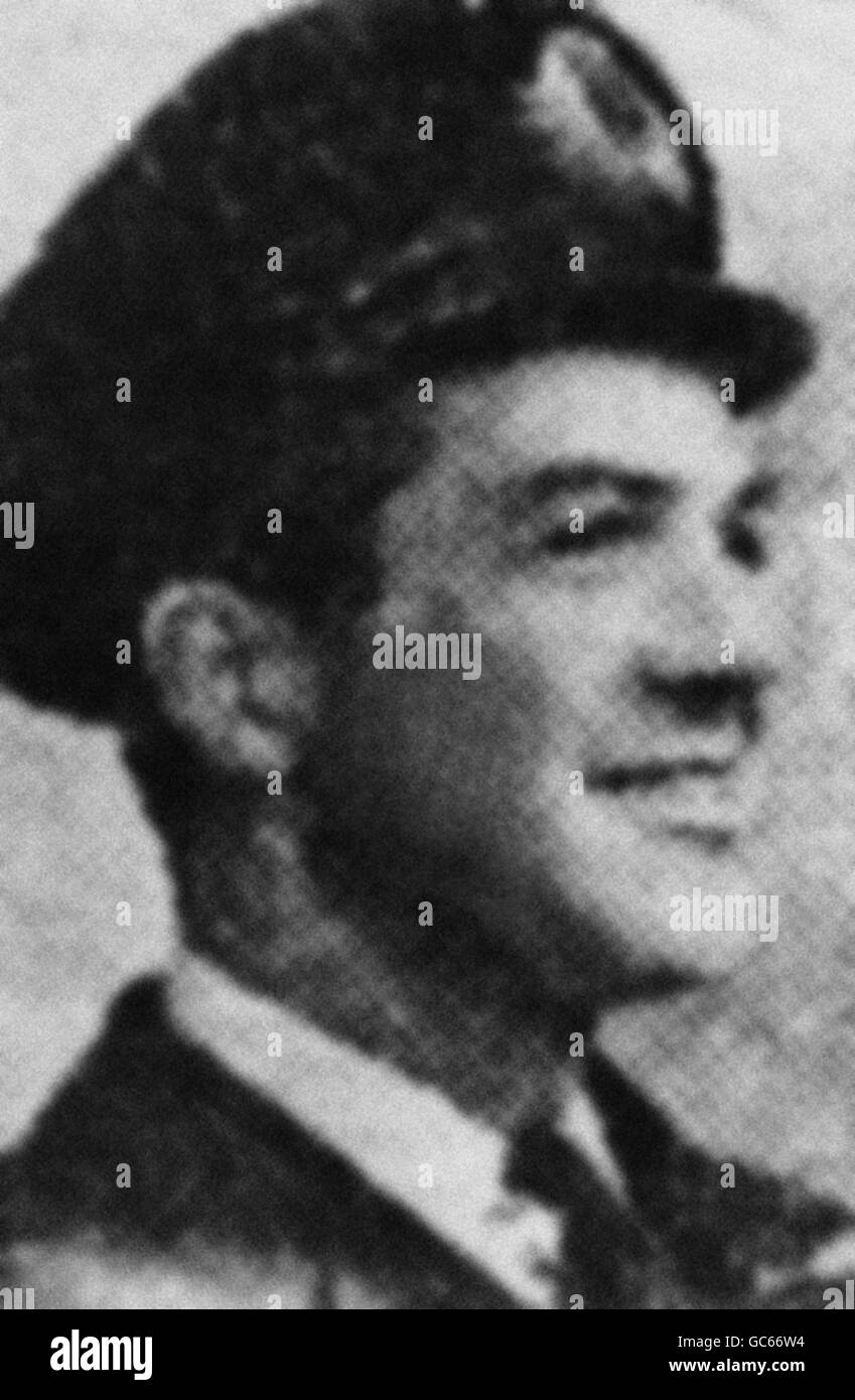UNDATED PICTURE OF 1946 MURDER VICTIM, ROBERT PARRINGTON JACKSON. POLICE BELIEVE THE CASE OF THE CINEMA MANAGER'S MYSTERIOUS DEATH HAS AT LAST BEEN SOLVED AFTER A MAN WALKED INTO A POLICE STATION LAST WEEK & CONFESSED THAT HIS FATHER & A FRIEND COMMITTED THE CRIME. Stock Photo