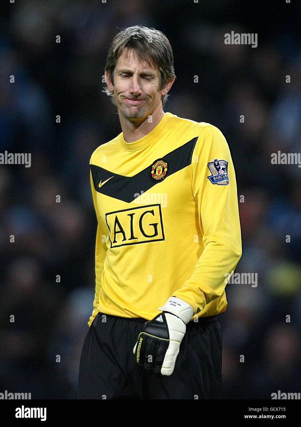 Page 26 - Van Der Sar High Resolution Stock Photography and Images - Alamy