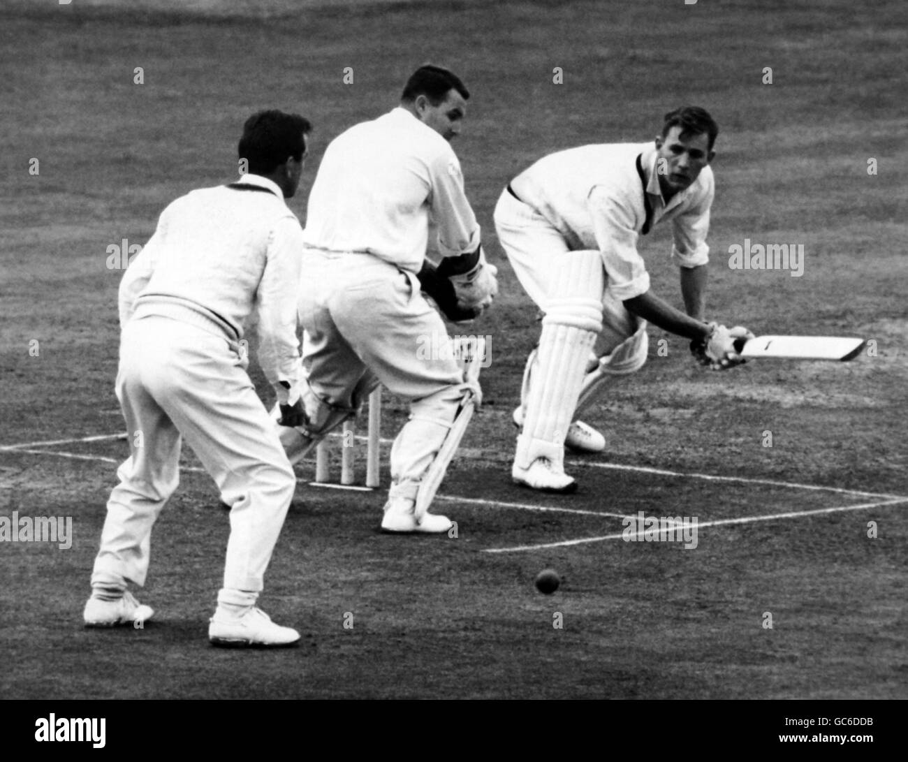 Cricket - Marylebone Cricket Club President's XI v Australians - Day Two - Lord's Cricket Ground. R.A. Hutton (President's XI and Yorkshire) late cuts a ball from R.H.D Sellers (Aus) past R.B. Simpson at slip for 2 runs Stock Photo