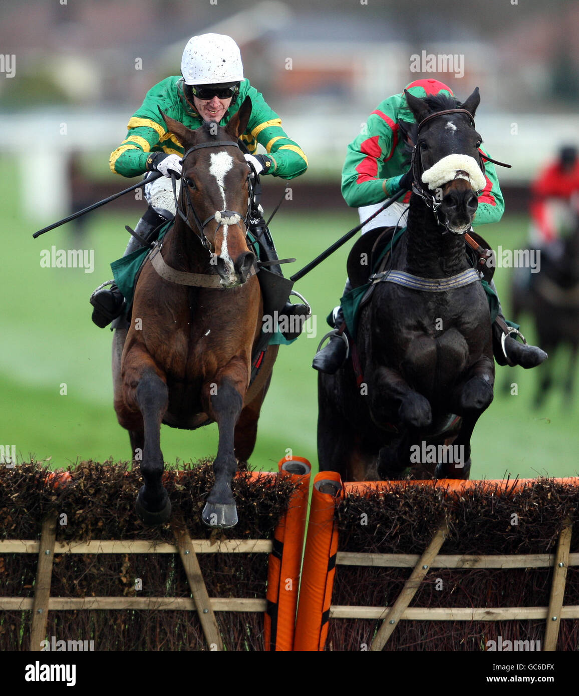 Horse Racing Becher Chase Day Aintree Racecourse Stock Photo Alamy