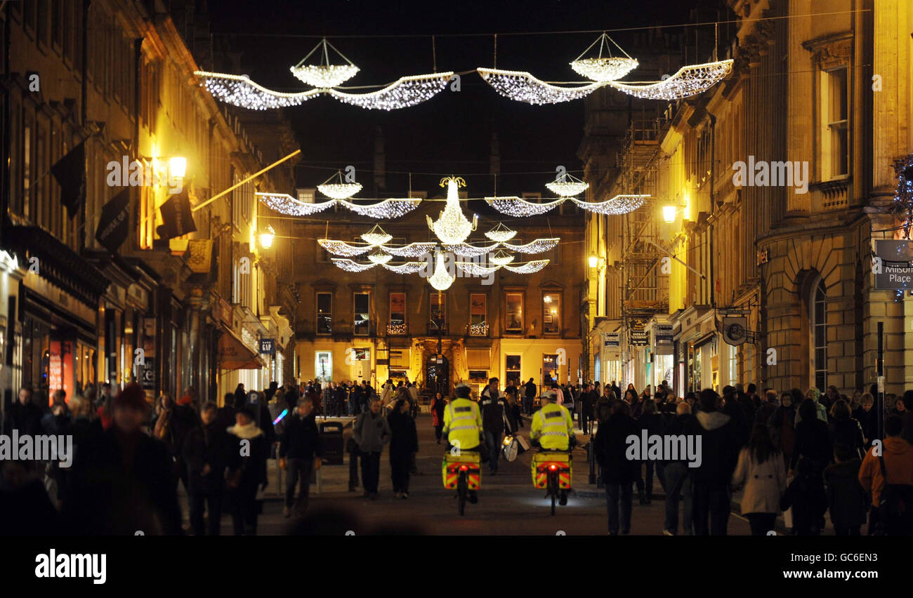 Milsom street lights hi-res stock photography and images - Alamy