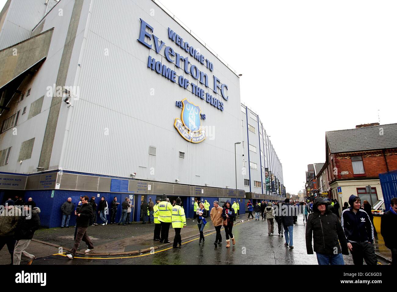 Soccer - Barclays Premier League - Everton v Liverpool - Goodison Park Stock Photo