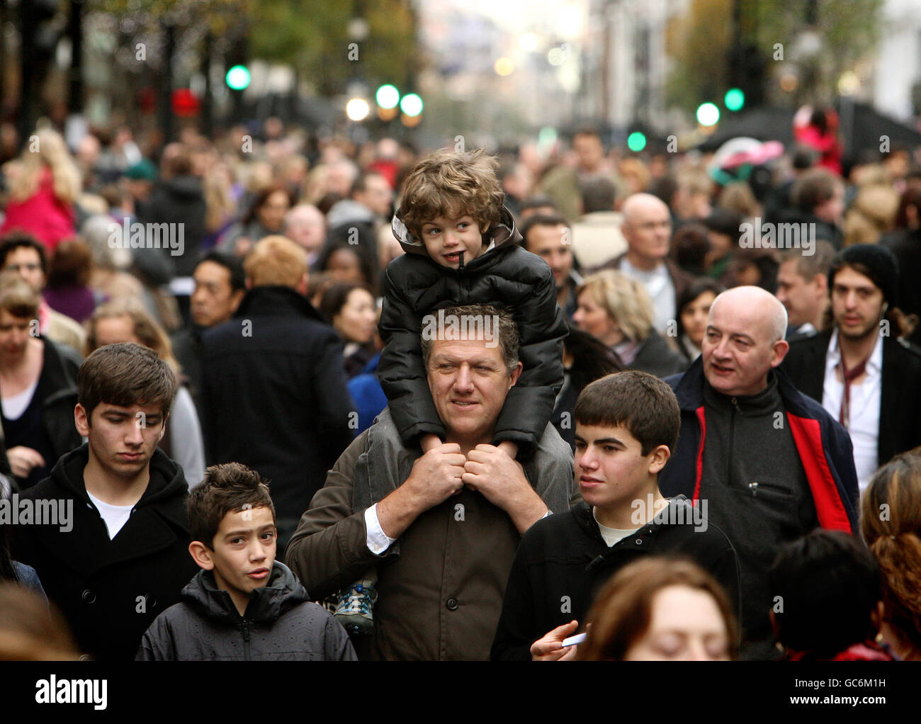 Traffic free Christmas shopping. Christmas shoppers on Oxford Street, central London, during the 5th annual Very Important Pedestrians event. Stock Photo