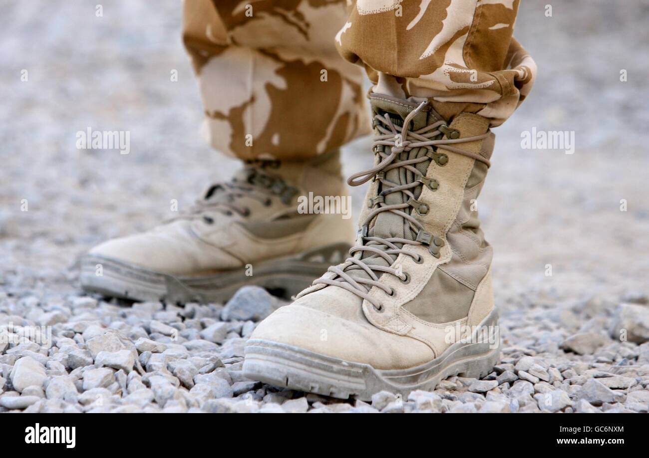 Soldiers footwear clearance