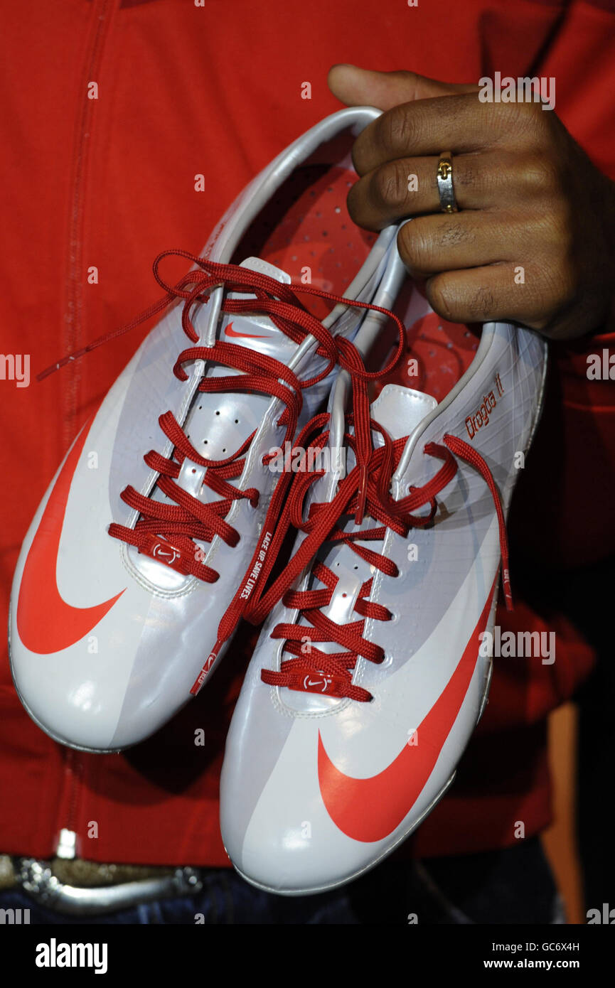 Nike red lace up save lives deals