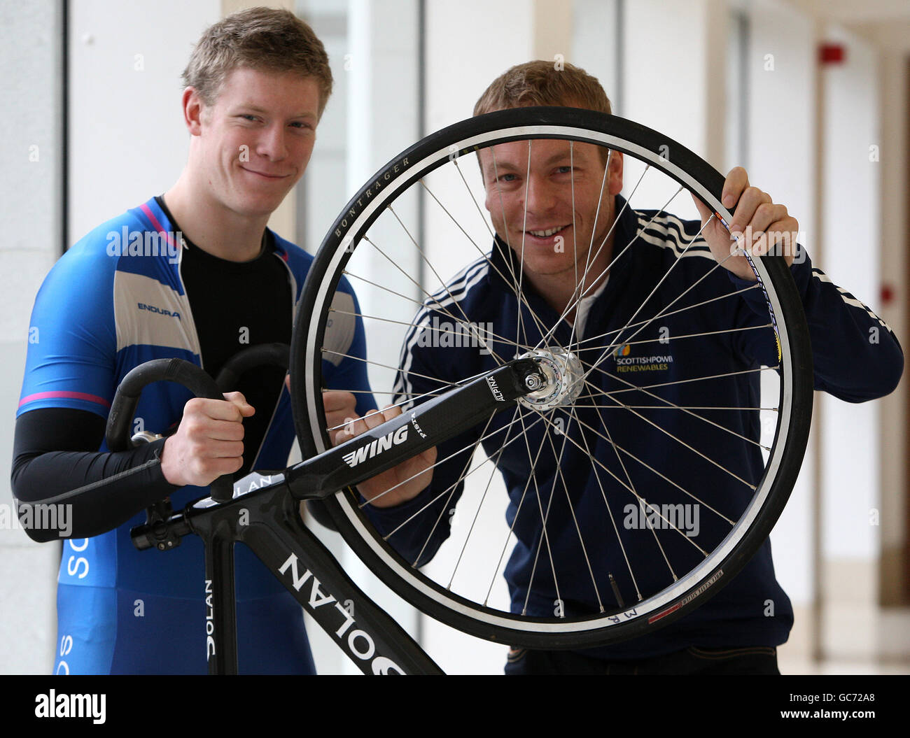 Sir Chris Hoy with Scottish Cycling champion Kevin Stewart (left) during the photocall at the Palace of Art, Glasgow. Stock Photo