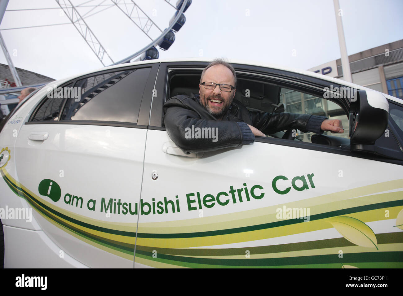 Robert llewellyn electric vehicle hires stock photography and images