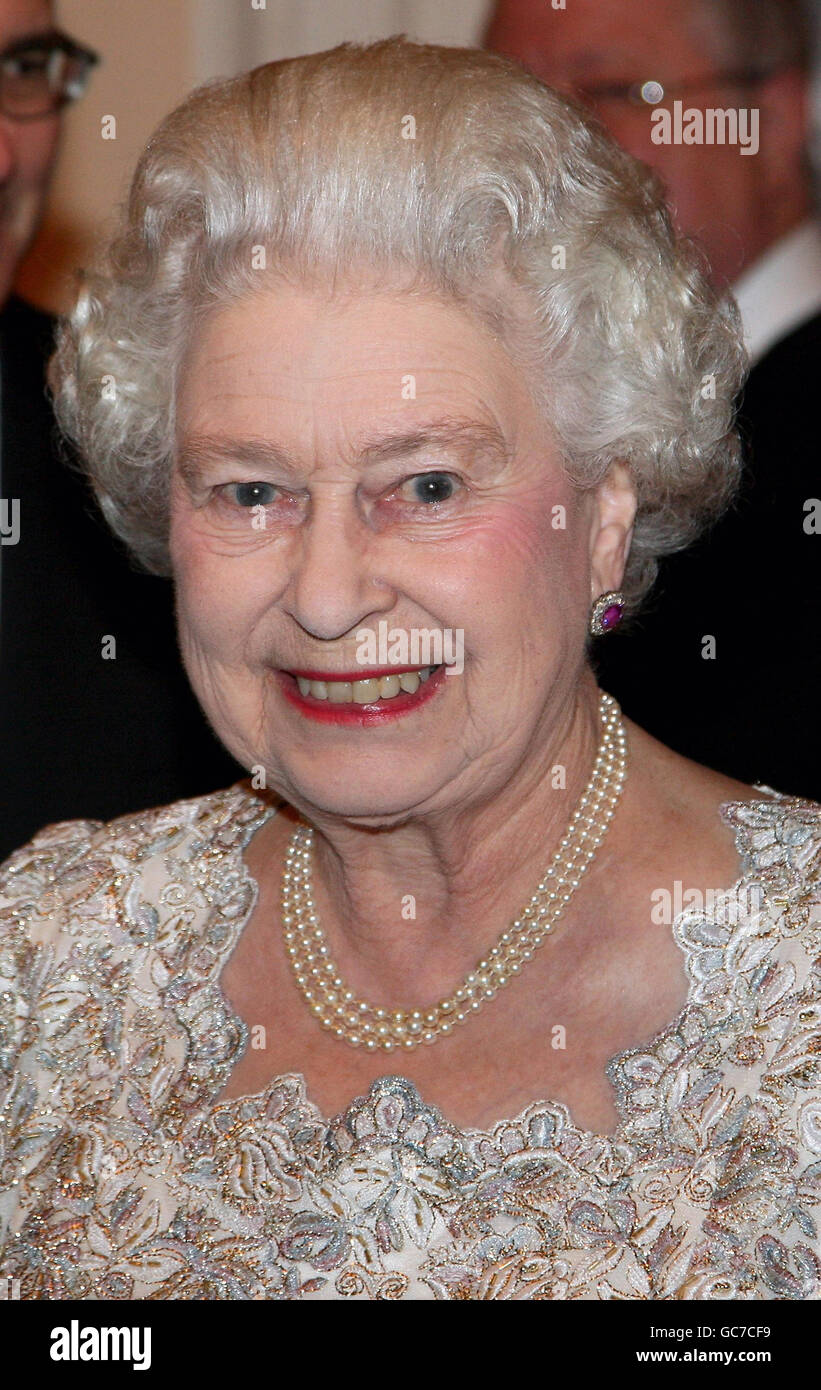 Queen Elizabeth II arrives at Mansion House, London before she presented the Queen's Medal for Music to Sir Colin Davis. Stock Photo