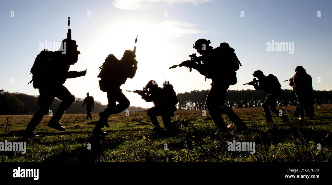 Territorial Army training Stock Photo Alamy