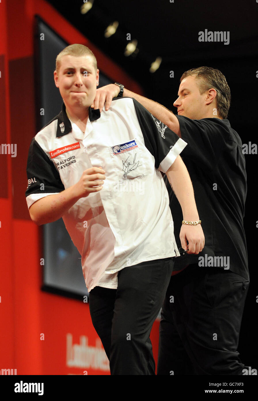 John part reacts ladbrokes com world darts championship alexandra