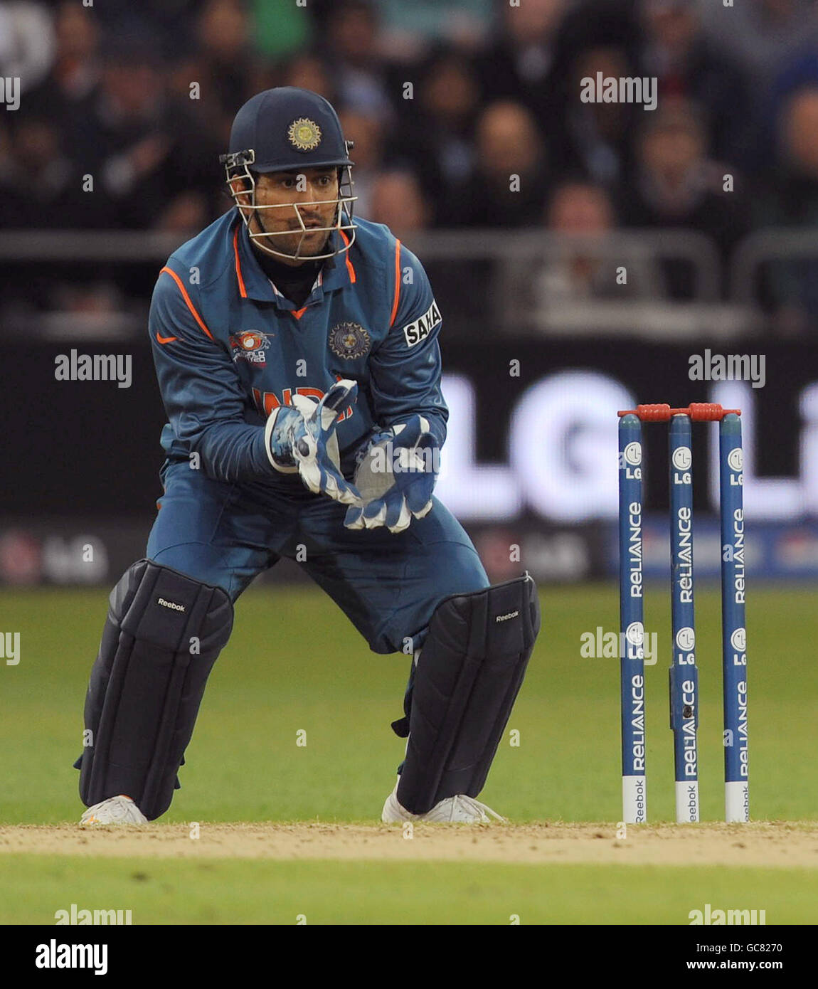 mahendra-singh-dhoni-world-cup-hi-res-stock-photography-and-images-alamy