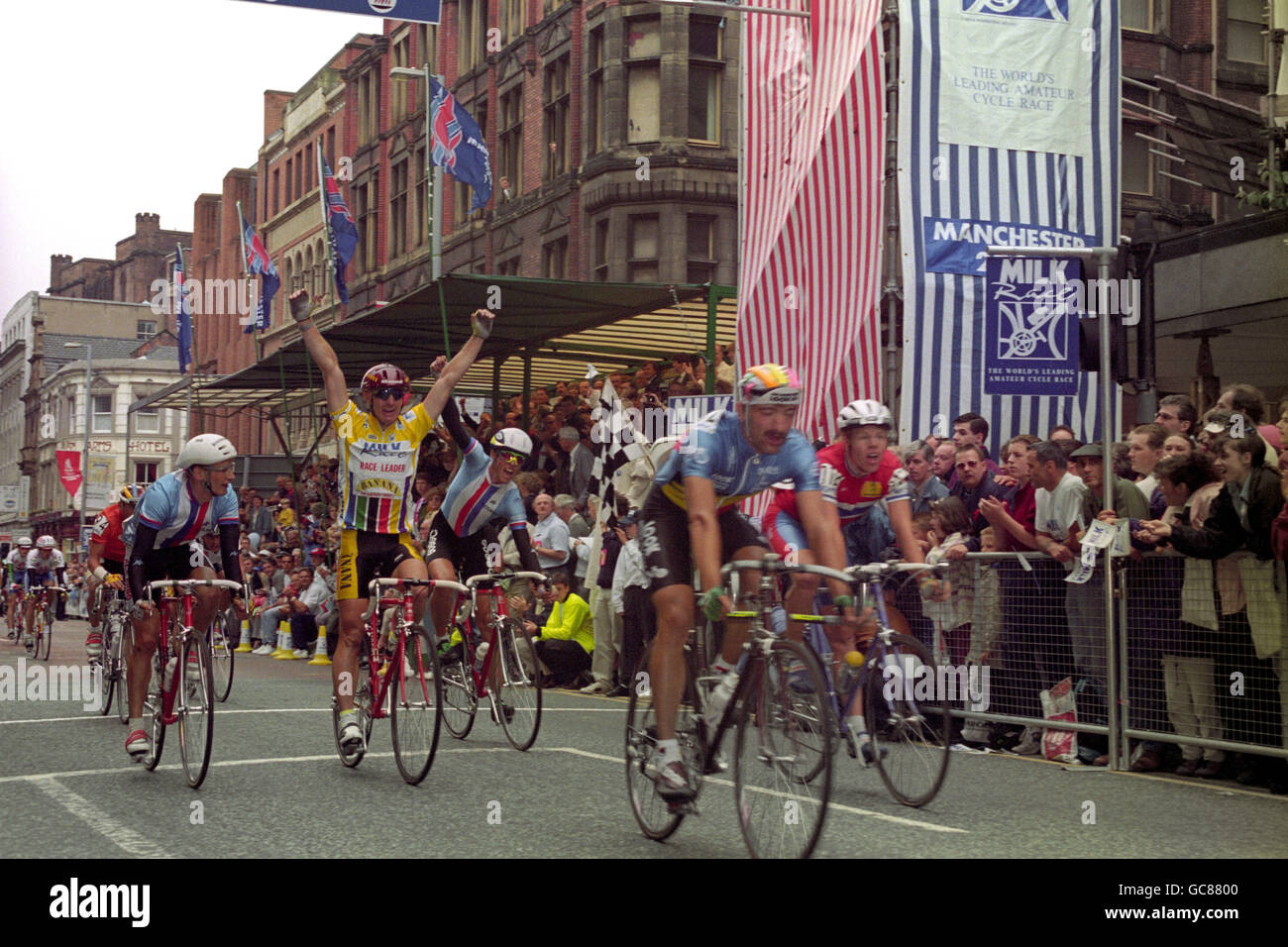SAFELY HOME IN THE MIDDLE OF THE BUNCH TO GAIN A BRITISH VICTORY IN THE MILK RACE, CHRIS LILLYWHITE FROM WALTON ON THAMES SHOWS HIS DELIGHT AT BEING THE OVERALL WINNER OF THE TOUR OF BRITAIN CYCLE RACE WHICH FINISHED IN MANCHESTER. Stock Photo