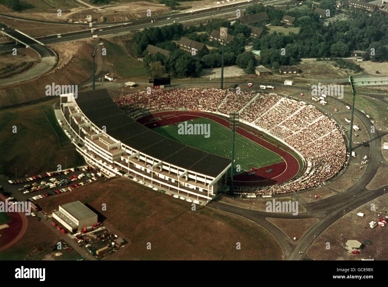 geography / travel, Germany, North Rhine-Westphalia, building, Gelsenkirchen, Parkstadion (stadium), 1970s, Additional-Rights-Clearences-Not Available Stock Photo