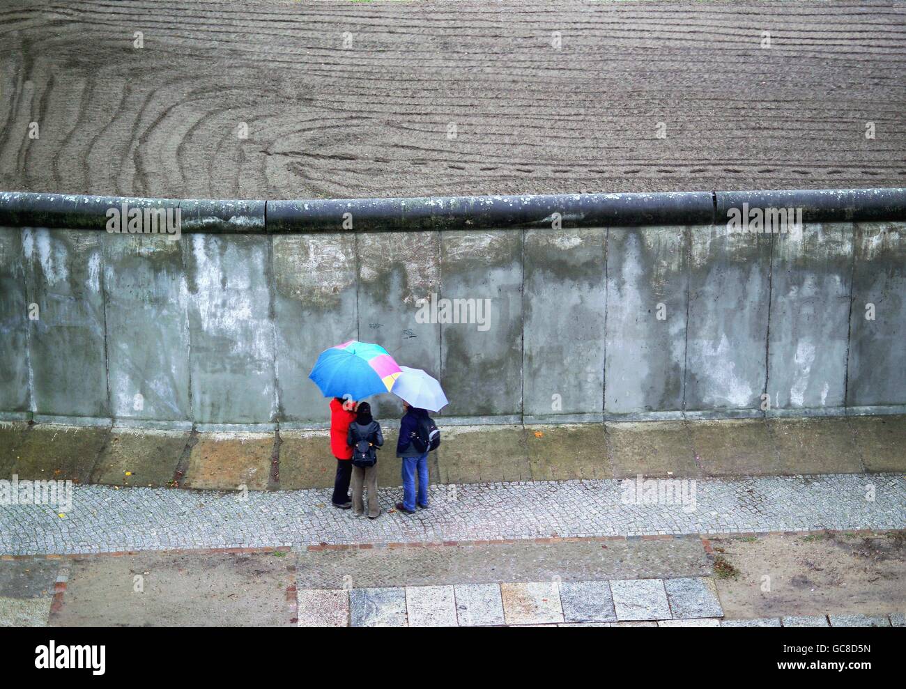 geography / travel, Germany, Berlin, Berlin Wall, death strip, memorial site at Bernauer Strasse, 9.11.2004, Additional-Rights-Clearences-Not Available Stock Photo