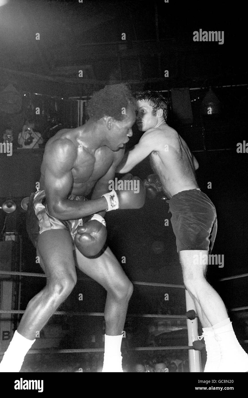 Boxing British Middleweight Title Bunny Sterling v Phil Matthews