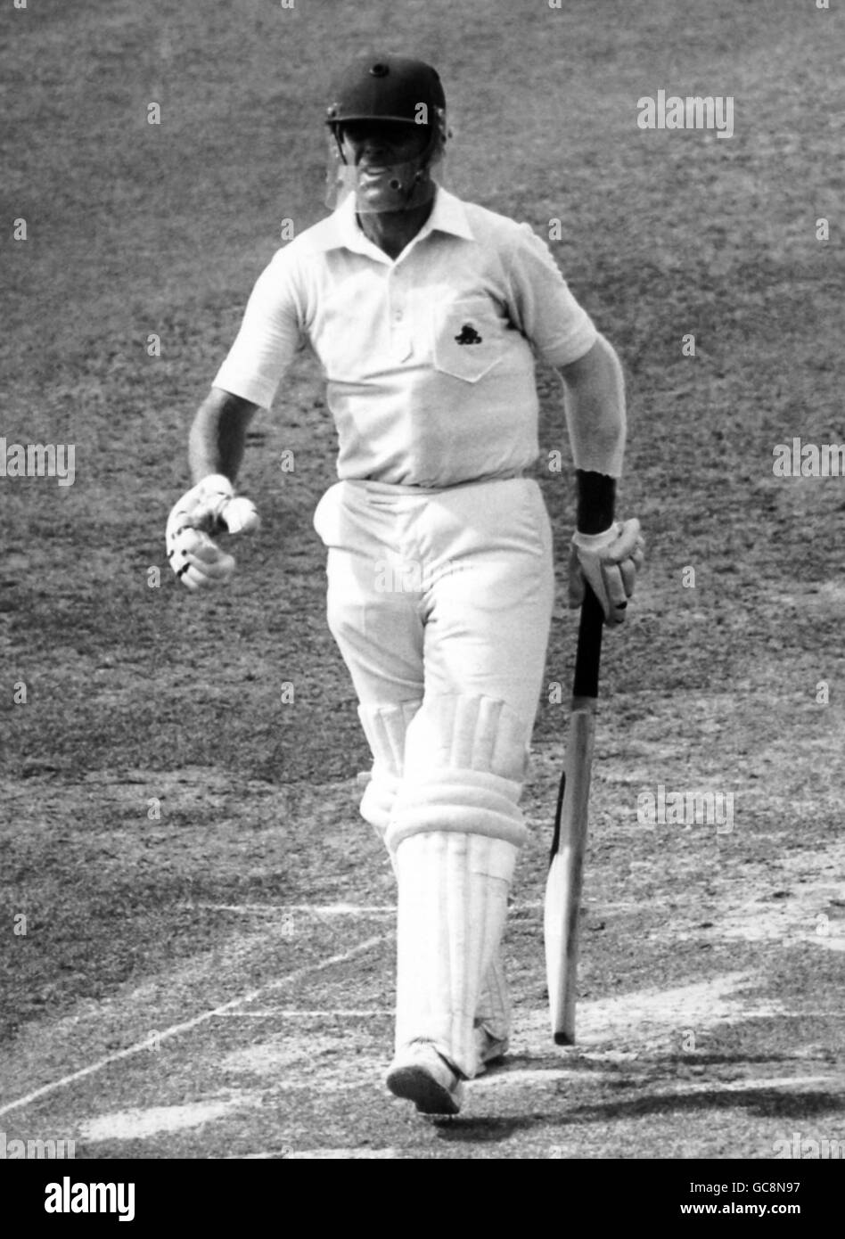 Cricket - Portrait. England and Yorkshire Cricketer Geoff Boycott ready for action Stock Photo