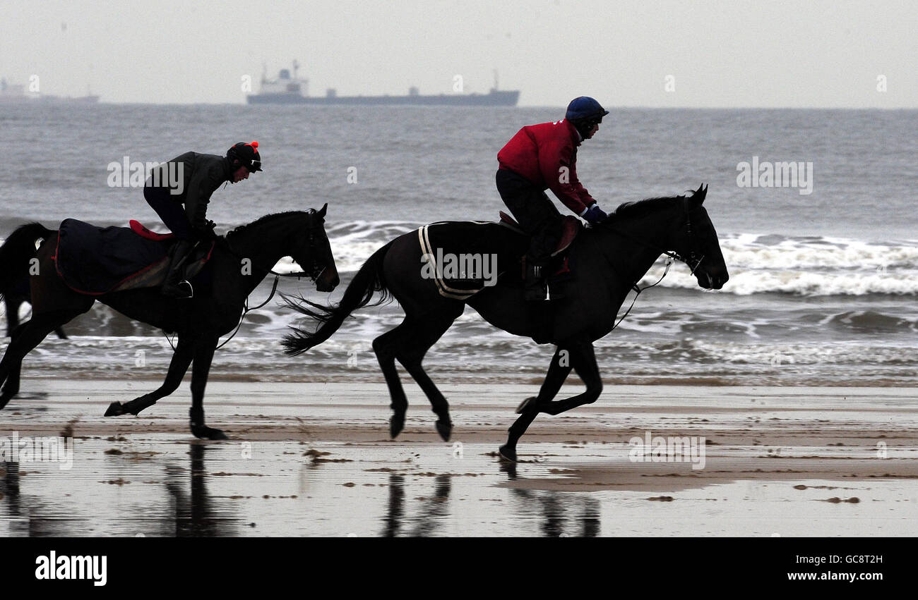 Horse Racing Redcar Beach Gallops. As temperatures rise and the
