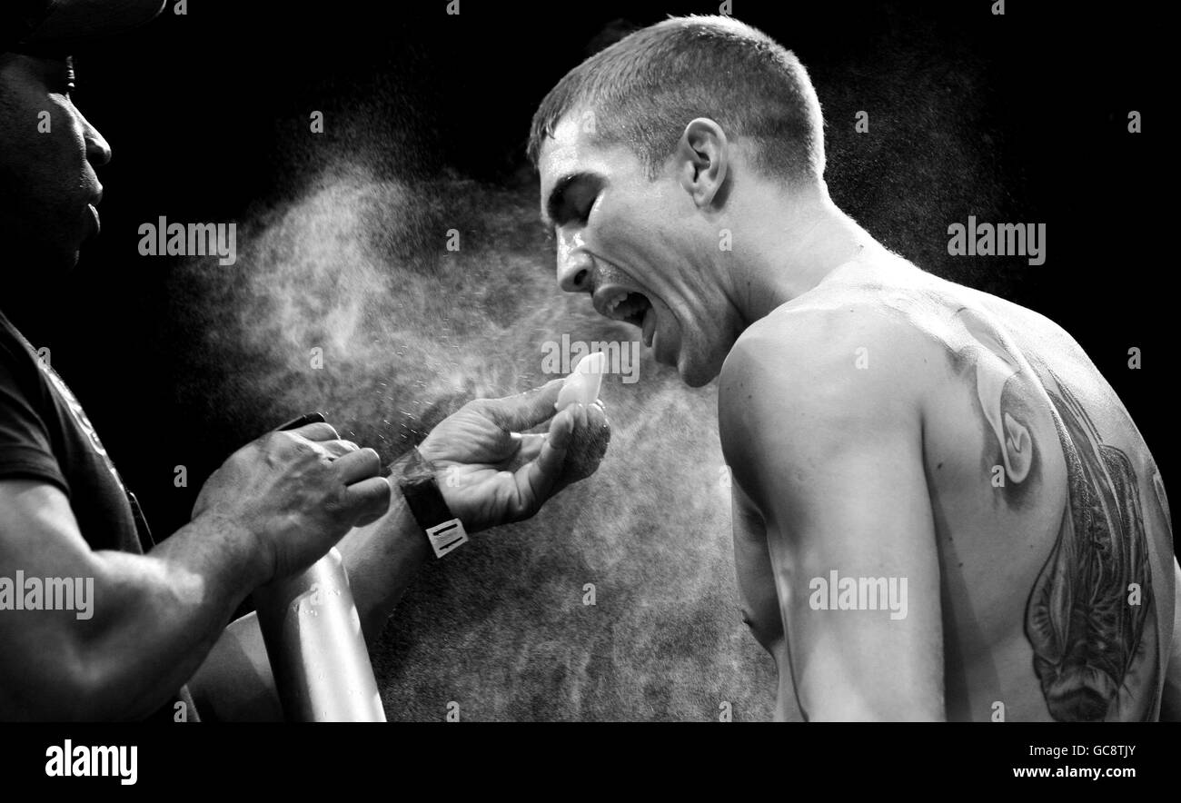 Britainimagescollectionmove britboxing britaincollectioncurateboxing