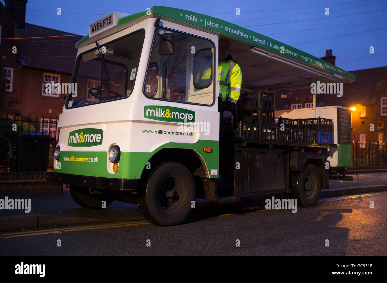 Milk float hi-res stock photography and images - Alamy