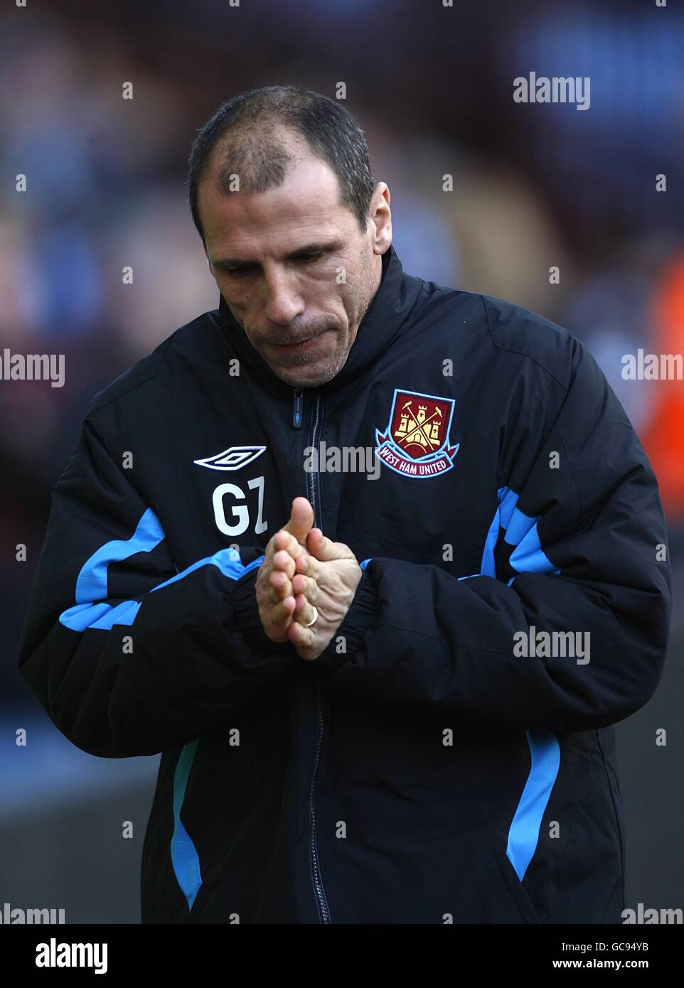Soccer - Barclays Premier League - Aston Villa v West Ham United - Villa Park. West Ham United manager Gianfranco Zola makes his way to the touchline prior to kick off Stock Photo