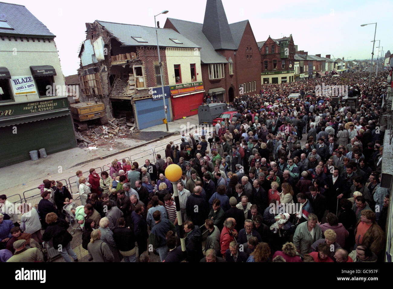 Shankill road bomb hires stock photography and images Alamy