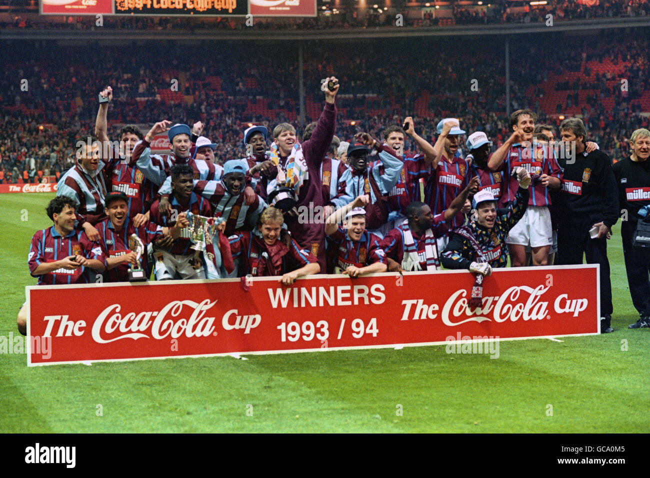 Soccer - Coca Cola League Cup - final - Manchester United v Aston Villa -  Wembley Stadium Stock Photo - Alamy