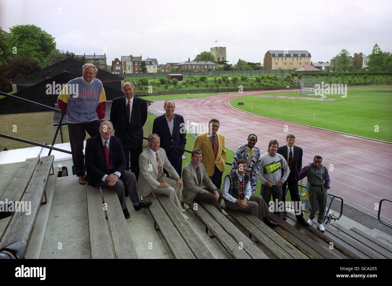 THE WORLD'S MOST BRILLIANT MILERS GATHER AT THE IFFLEY ROAD TRACK AT OXFORD UNIVERSITY, 40 YEARS AFTER SIR ROGER BANNISTER RAN THE FIRST 4-MINUTE- MILE.(L-R STANDING) ARNE ANDERSON, JOHN LANDY, HERB ELLIOTT, MICHEL JAZY, FILBERT BAYI,JOHN WALKER, STEVE CRAM. Stock Photo