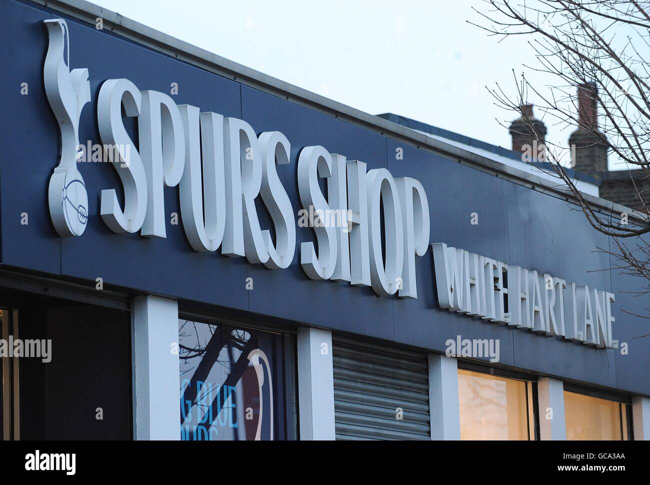 NEW SPURS SHOP: Tottenham Hotspur Open New Spurs Store in