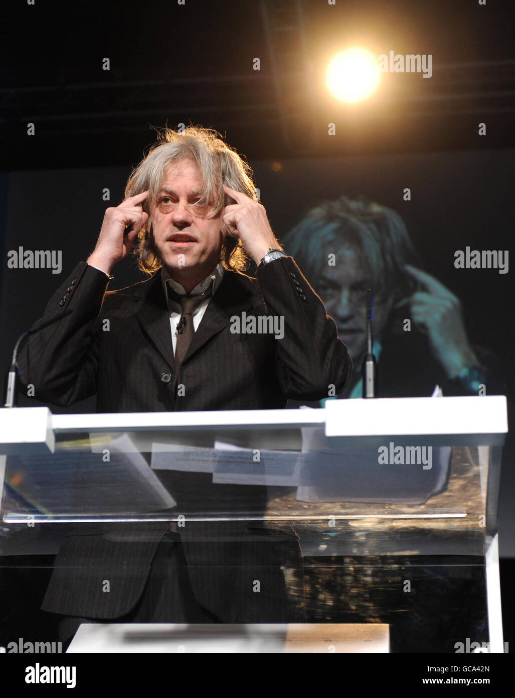 Sir bob geldof one young world summit ceremony old billingsgate hi-res
