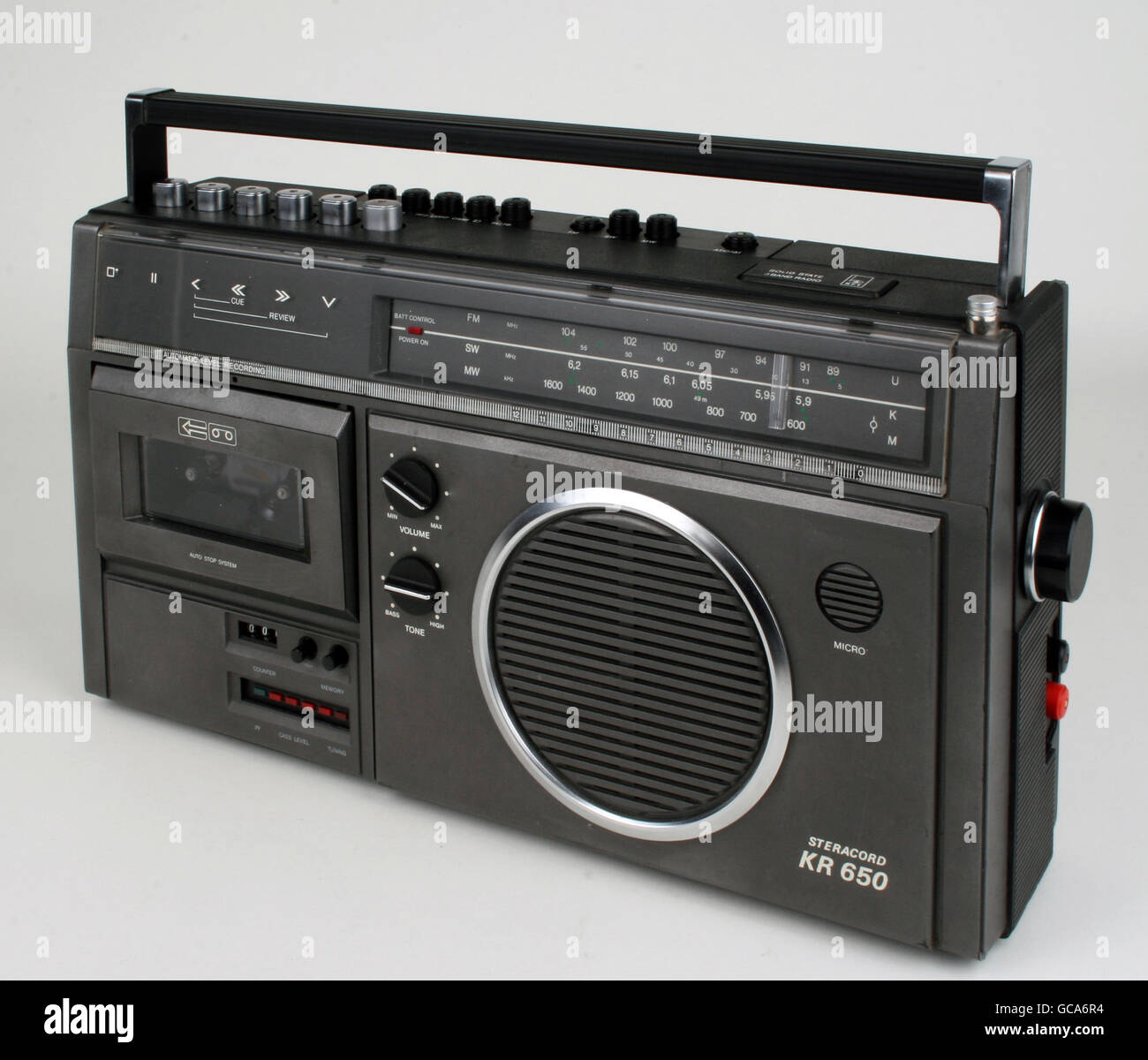 broadcast, radio, radio sets, radio cassette recorder Steracord KR 650