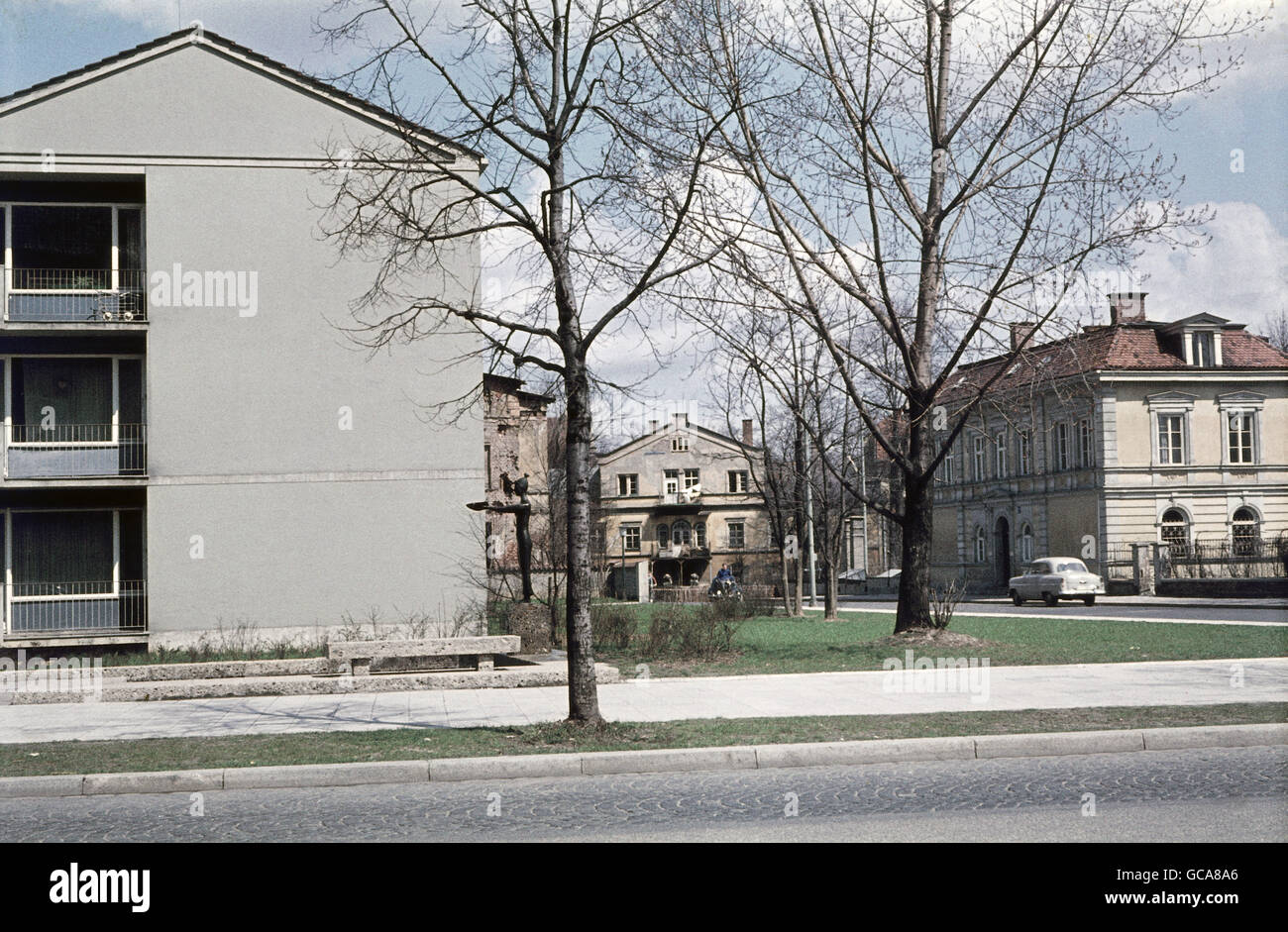 geography / travel, Germany, Bavaria, Munich, buildings, apartment houses on Koenigin Street, 1958, Additional-Rights-Clearences-Not Available Stock Photo