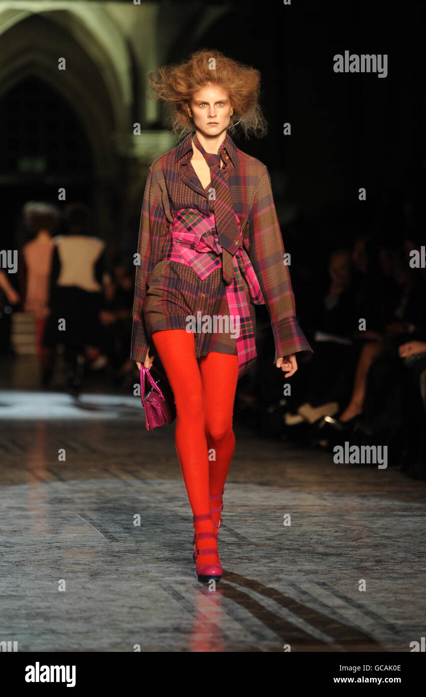Vivienne Westwood Backstage - London Fashion Week Stock Photo - Alamy