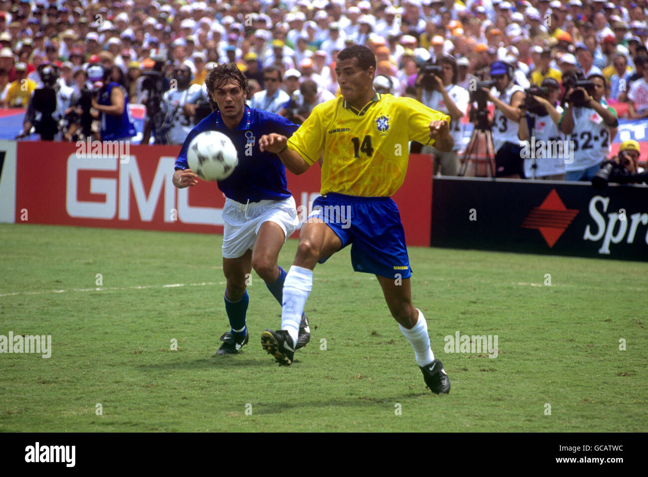 Soccer - FIFA World Cup USA 1994 - The Final - Brazil v Italy - Rose Bowl - Pasedena - Los Angeles Stock Photo