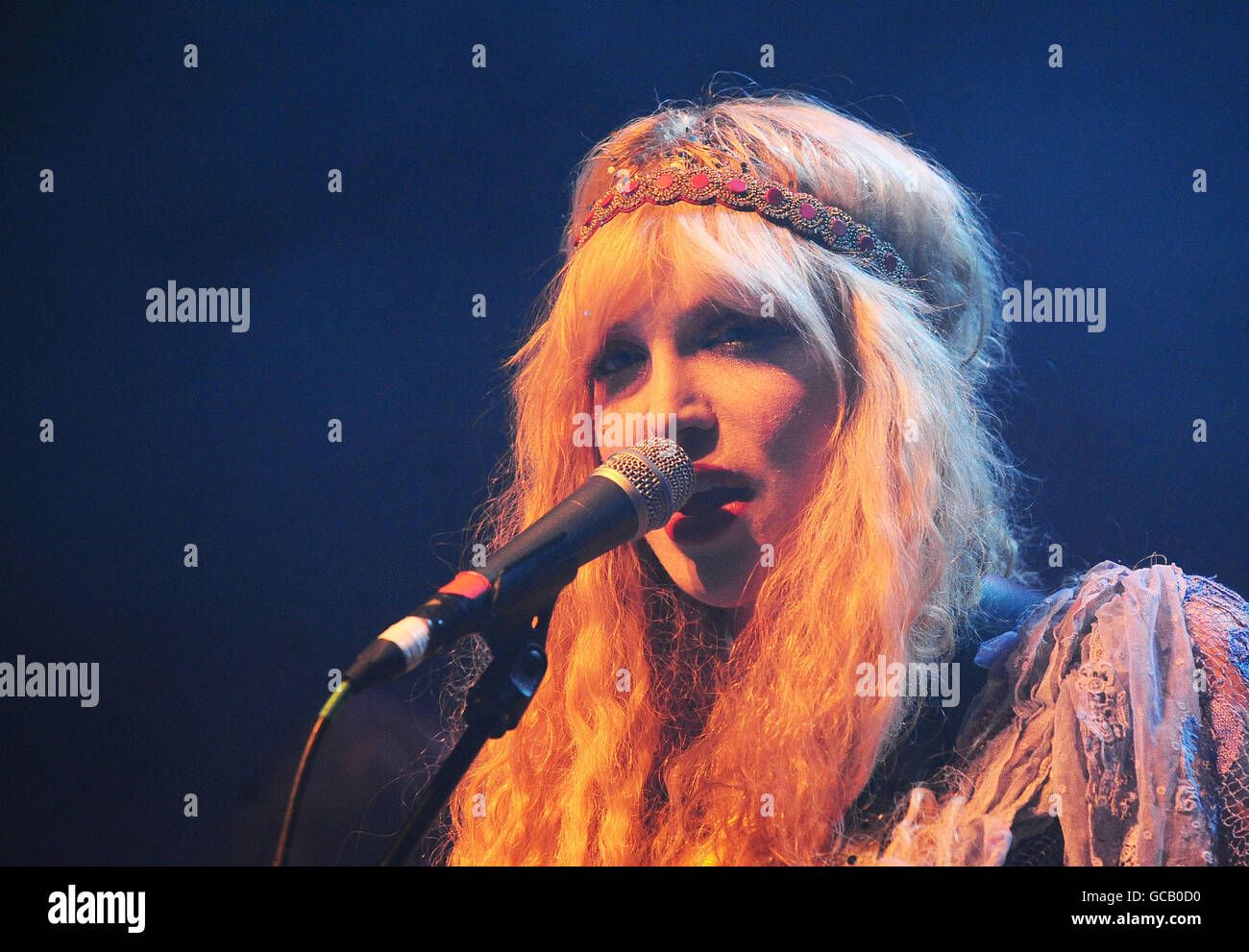 Courtney love hole hires stock photography and images Alamy
