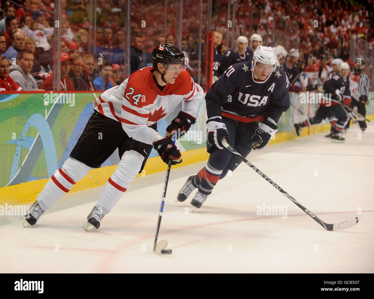 Inside The Rink - WORM! Corey Perry signs a one-year deal with